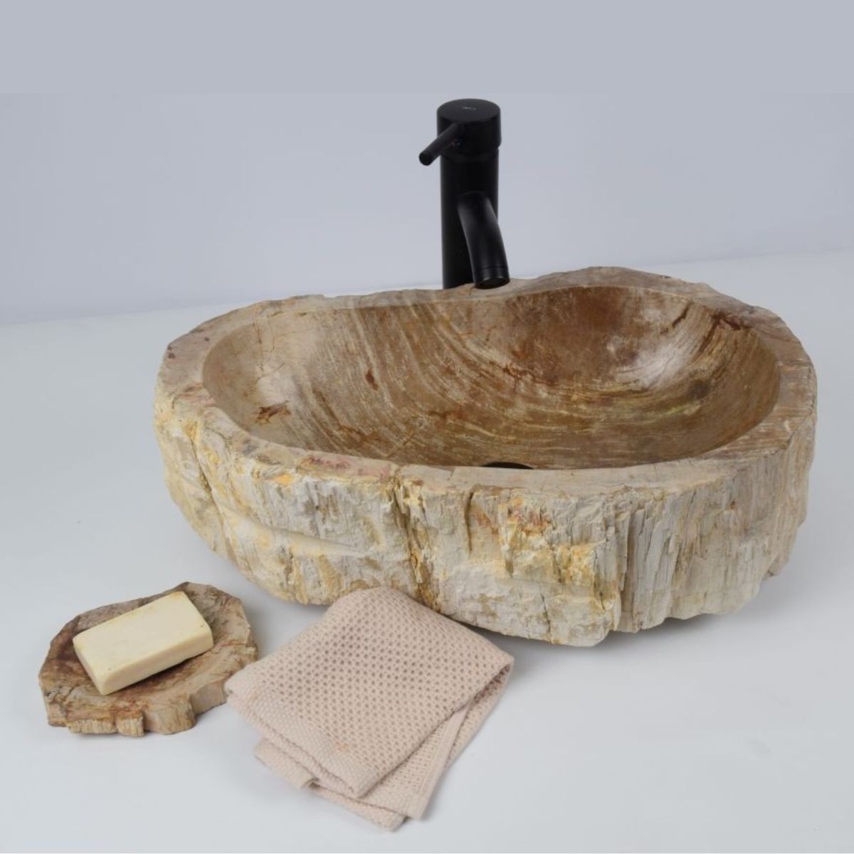 Мивка от вкаменено дърво - Фосил, 45-47 см