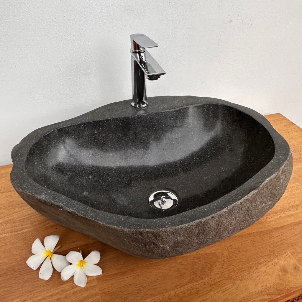 Мивка от естествен речен камък с отвор за смесител, 42-45 см